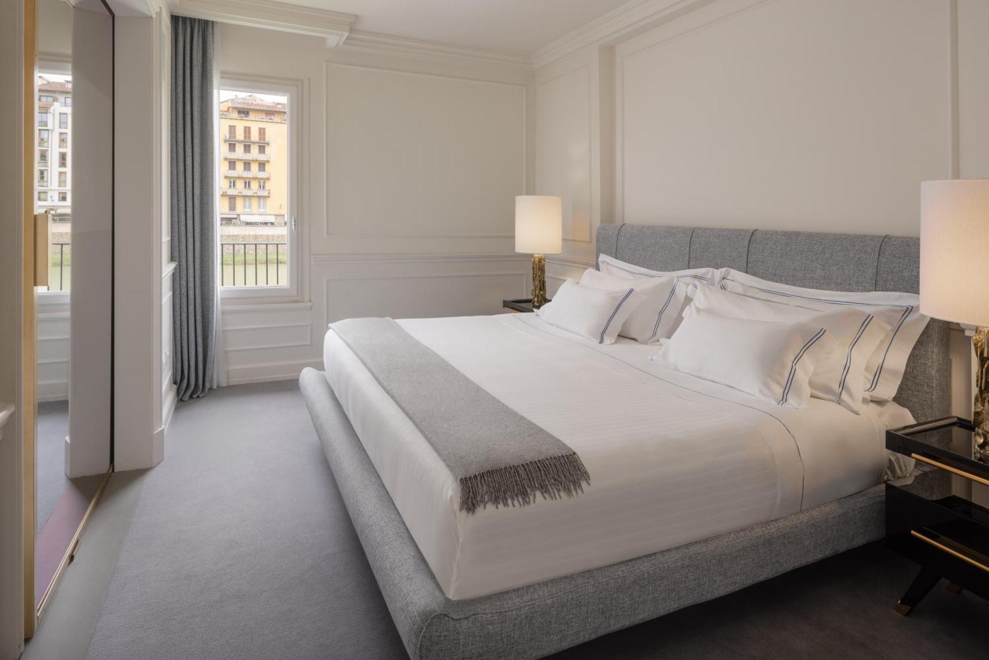 Lungarno Luxury Apartments - By Lungarno Collection Florenz Exterior foto