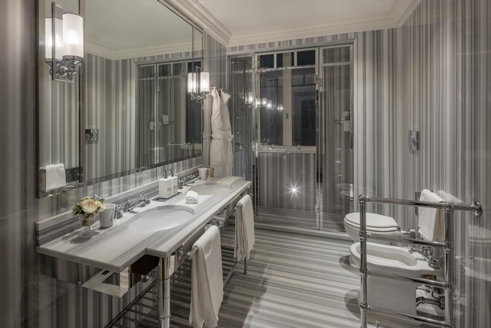 Lungarno Luxury Apartments - By Lungarno Collection Florenz Exterior foto